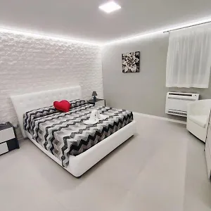 Daydreamer House , Aeroporto di Catania Fontana Rossa Italia