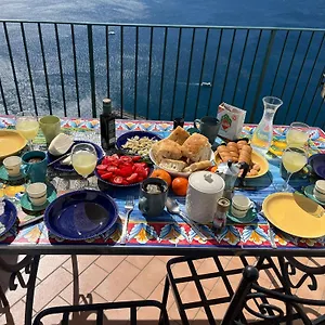 L' Ebbrezza Di Volare , Amalfi Italia